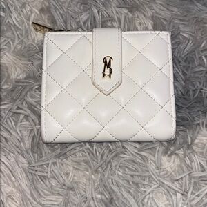 Steve Madden Bjem White Diamond Quilted Bifold Wallet